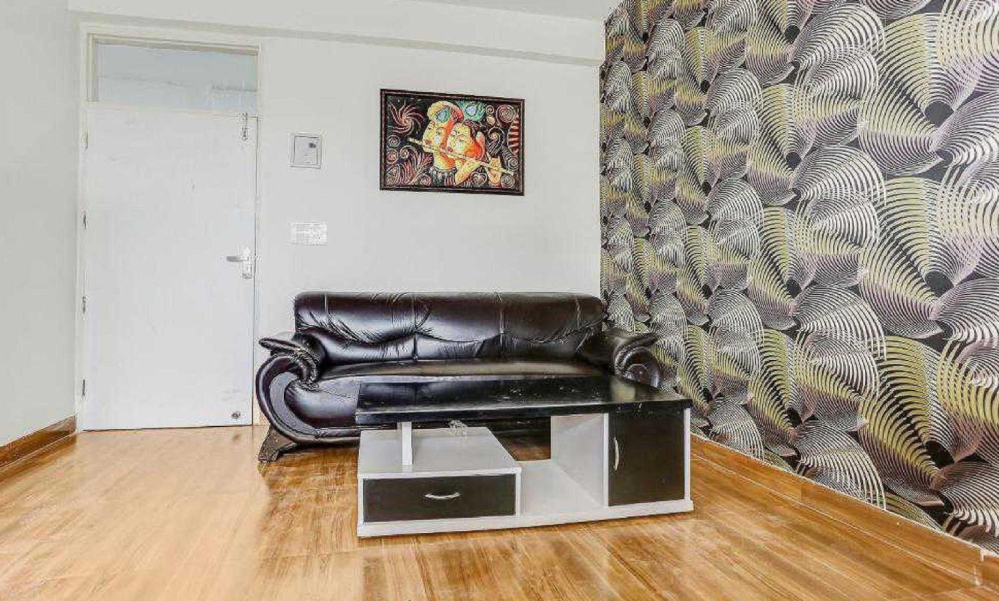 Hotel O Krishna Orchid Near Noida Sector 81 Metro Station Ngoại thất bức ảnh